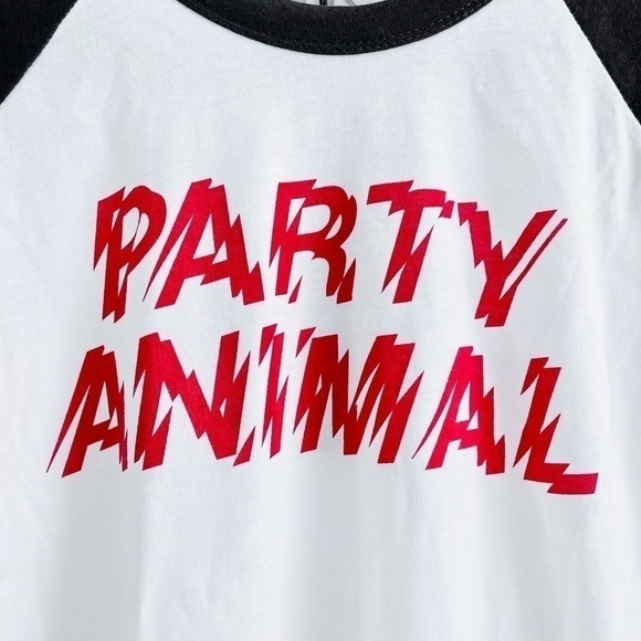 Chaser x Aria T-Shirt 10 12 NWT Juniors Henley Vegas MGM Resorts Party Animal - Picture 4 of 10